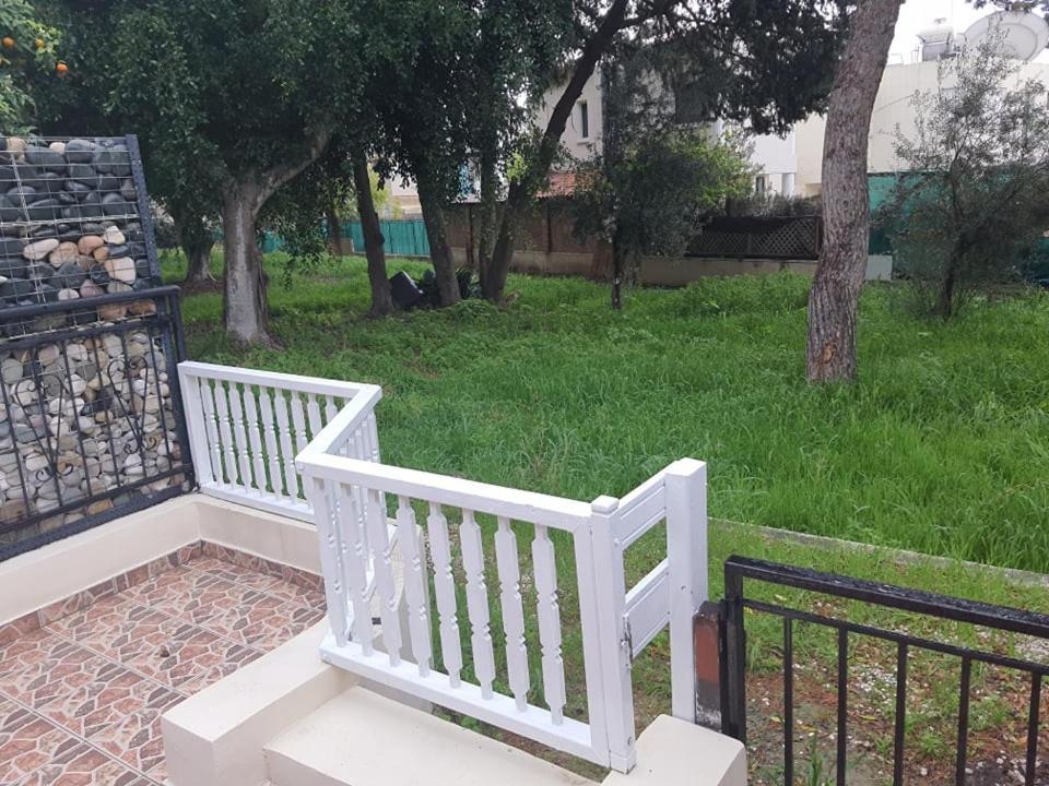 Lovely 2 Bedrooms In The Tourist Area In Paphos . Esterno foto